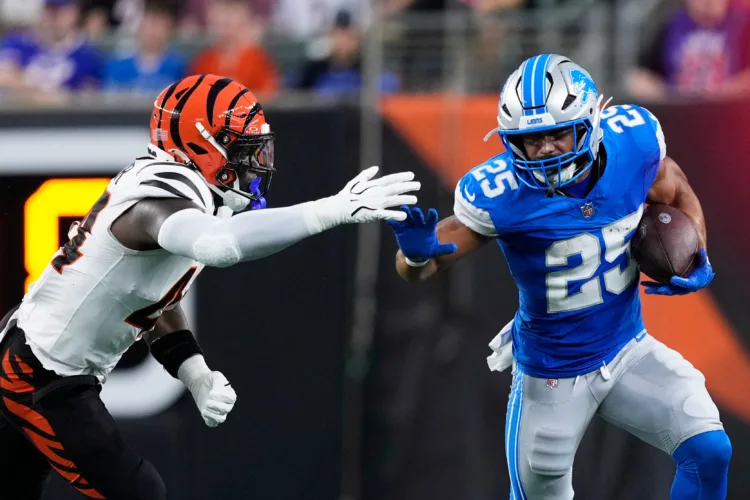 Joe Burrow starts and backup Joe Flacco throws a TD pass as Bengals beat Lions 16-14